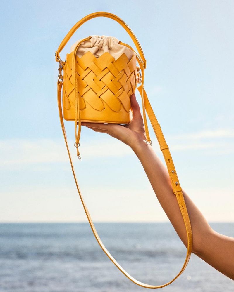 Dámské Crossbody Kabelka Vince Camuto Keanu Červené Mango | 9625-MTKCL